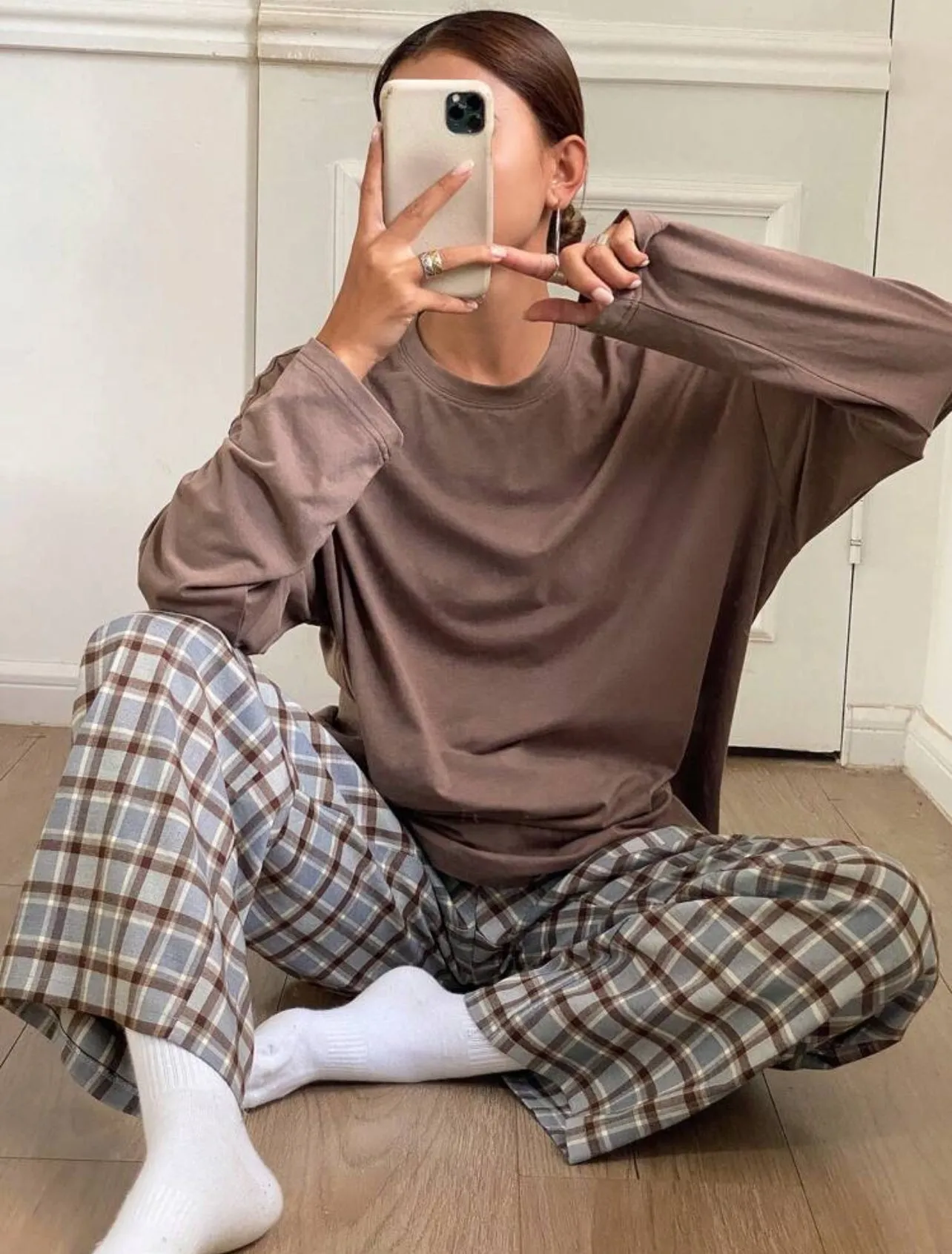 2 Piece Plaid Pants and Solid Top Pajama Lounge Set