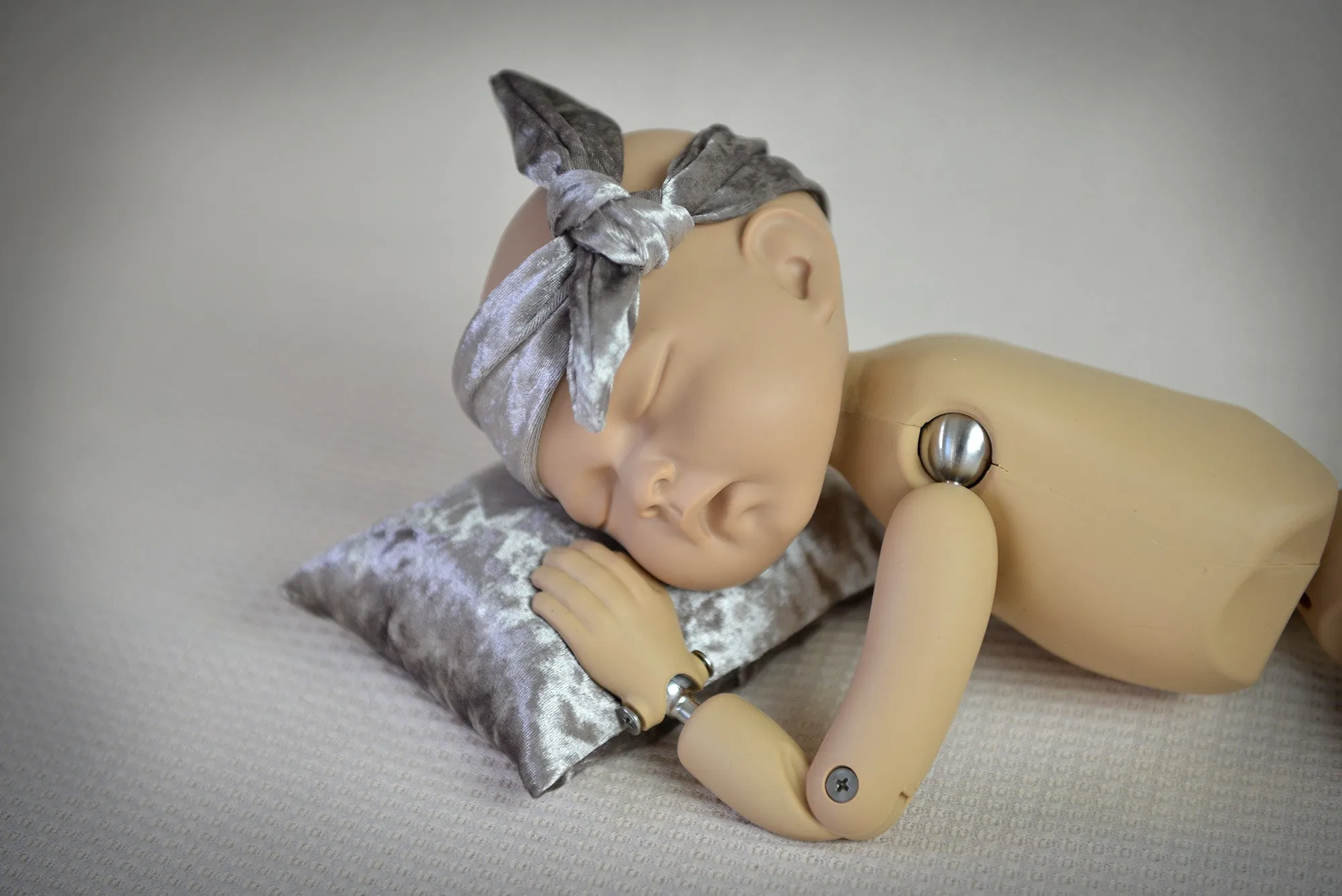 Bandana and Mini Pillow - Velvet - Silver