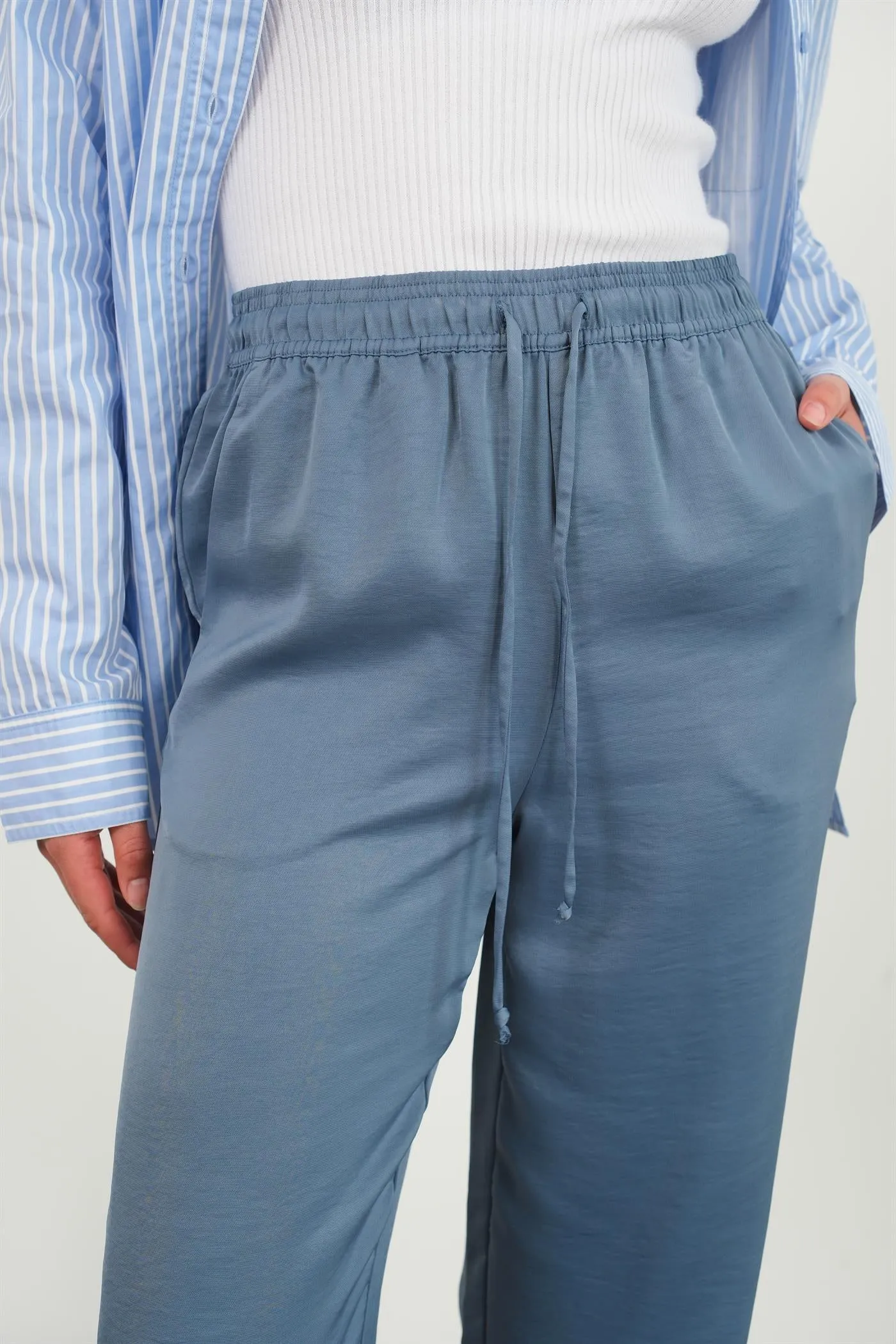 DZ24F305-RELAXED DRAWSTRING WAIST PANTS