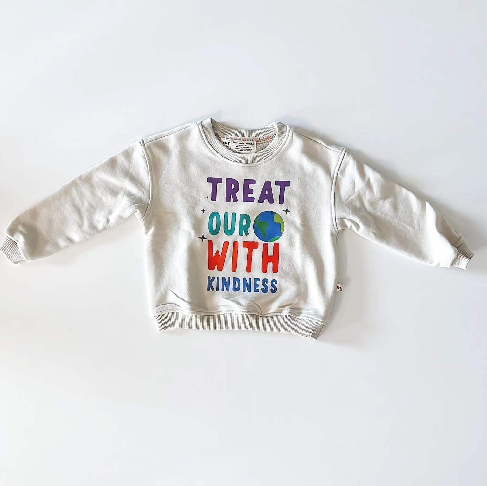 *IMPERFECT* TREAT OUR WORLD WITH KINDNESS | Kids PULLOVER